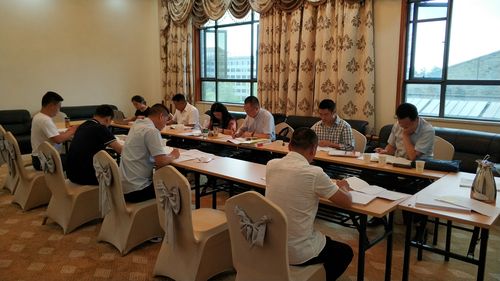 恩施卷烟厂开展营销从"卖了多少"向"卖得好不好"转型培训